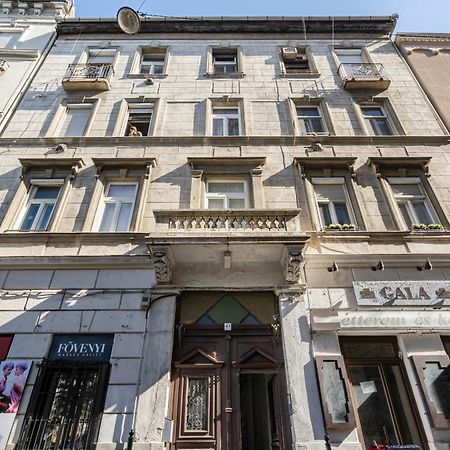 Serendipity Apartment Будапеща Екстериор снимка